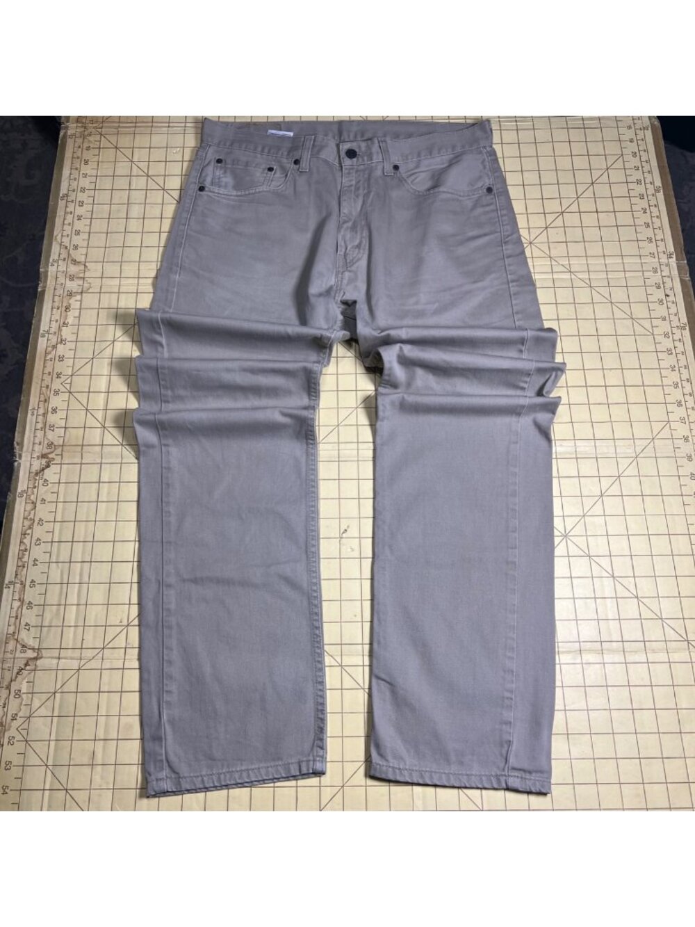 Levis Mens 505 Regular Fit Khaki Jeans W33 L32 Waterless Cotton Blend